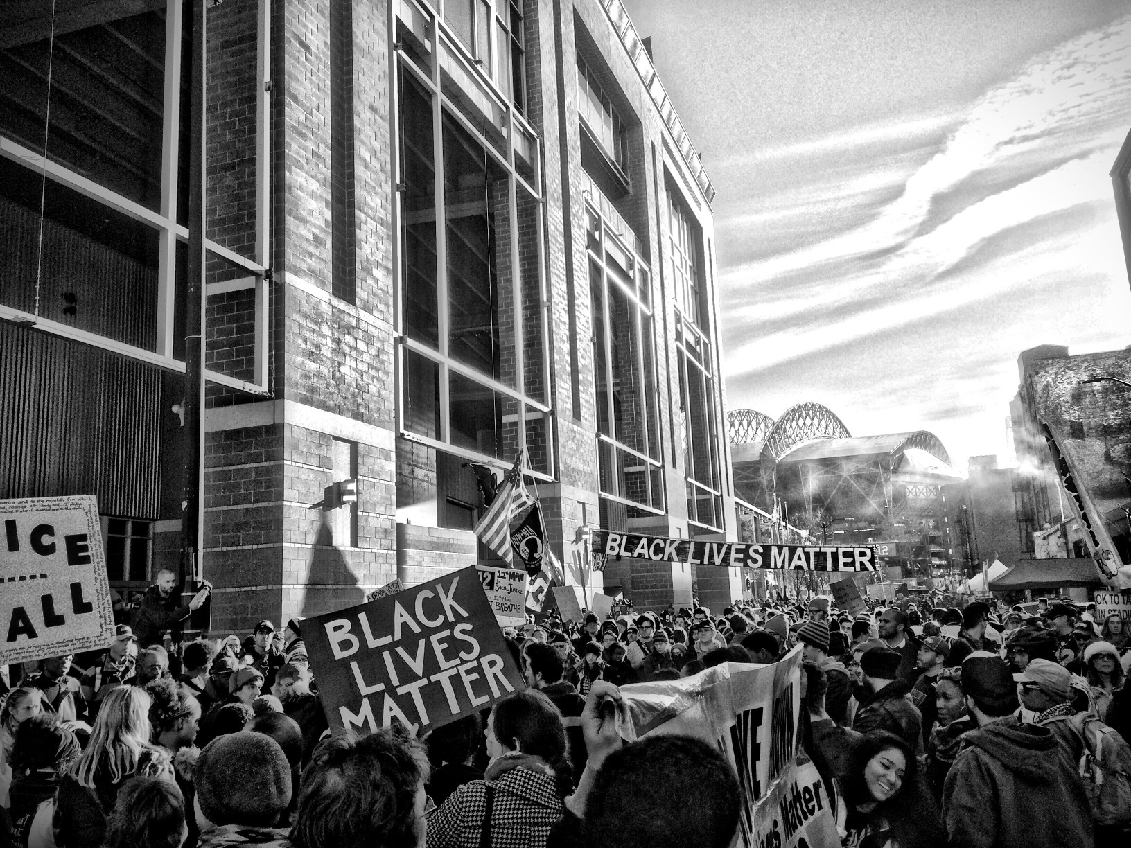 black-lives-matter-seattle-washington-century-link_t20_GGjK0e