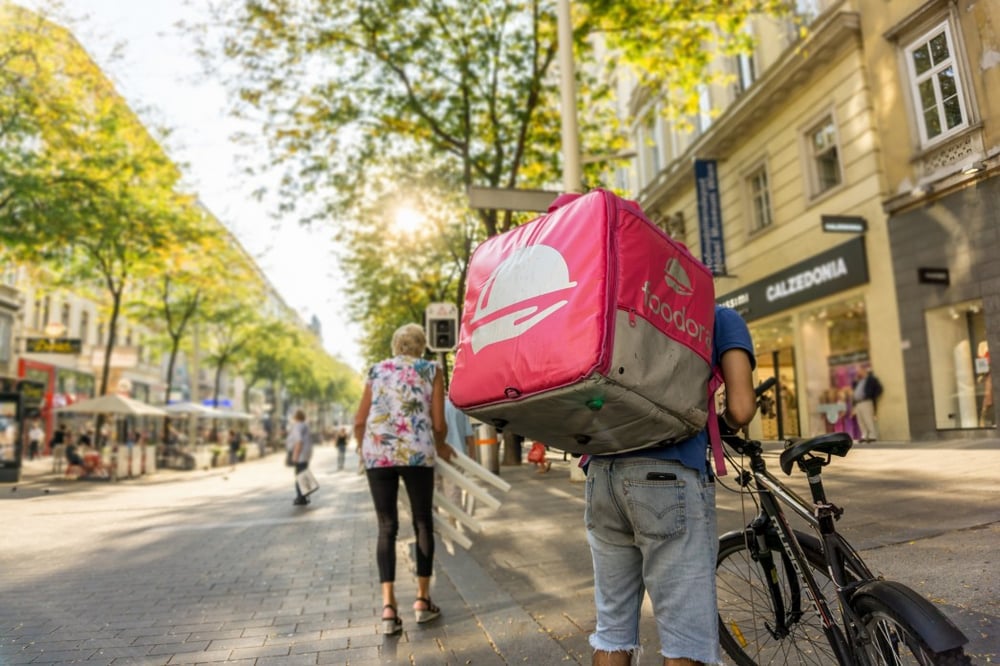 foodora-gmbh-is-a-berlin-based-online-food-delivery-company-with-international-presence-in-9_t20_GglL7w